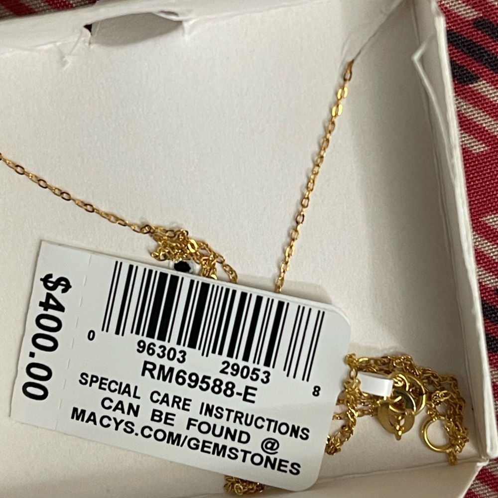 Elegant Gold Butterfly Necklace - Picture 3 of 4